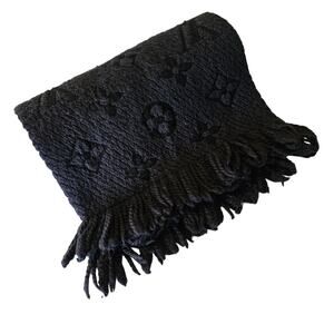 Louis Vuitton Logomania Wool Scarf